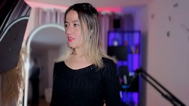 sexfire lalita online show from 25, 5, 2026