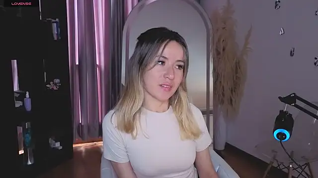 sexfire lalita online show from 27, 11, 2025