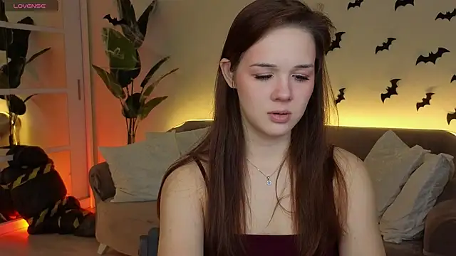 LindaRobertz online show from 2, 11, 2025