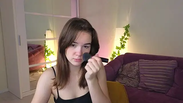 LindaRobertz online show from 31, 1, 2025
