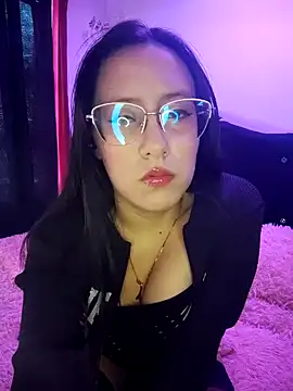 Snapshot of Miia-fox chatting on 15, 10, 2025 Miia-fox online show from 15, 10, 2025
