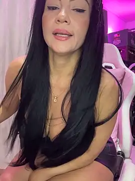 Snapshot of Hot_beauty__ chatting on 19, 10, 2025 Hot beauty online show from 19, 10, 2025