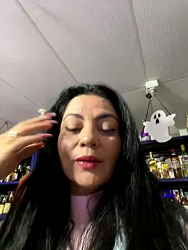 Snapshot of Hot_beauty__ chatting on 17, 10, 2025 Hot beauty online show from 17, 10, 2025