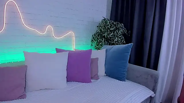 rossy babe  online show from 21, 11, 2025