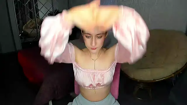 Snapshot of MelodyOfLovee chatting on 30, 12, 2024 MelodyOfLovee online show from 30, 12, 2024