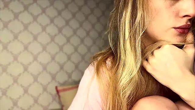 Snapshot of Evvie_Summn1 chatting on 29, 3, 2026 Evvie Summn1 online show from 29, 3, 2026