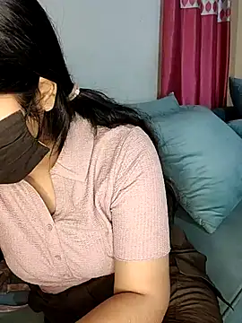 Kritika Hotty online show from 7, 3, 2025