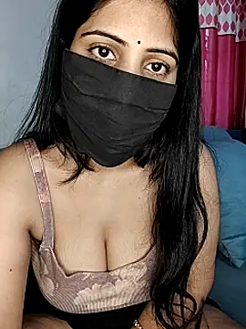 Kritika Hotty online show from 8, 3, 2025
