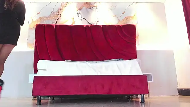 MAISE HILL1 online show from 3, 2, 2026