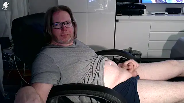 Snapshot of VSteph chatting on 20, 11, 2025 VSteph online show from 20, 11, 2025