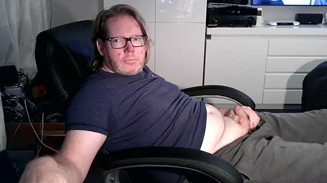 Snapshot of VSteph chatting on 26, 10, 2025 VSteph online show from 26, 10, 2025