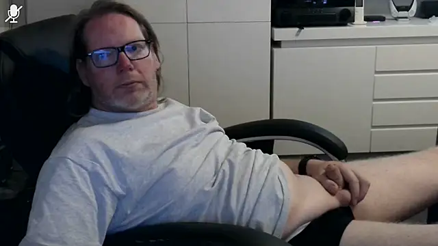 Snapshot of VSteph chatting on 6, 7, 2026 VSteph online show from 6, 7, 2026