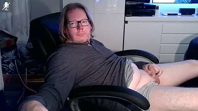 Snapshot of VSteph chatting on 13, 10, 2025 VSteph online show from 13, 10, 2025