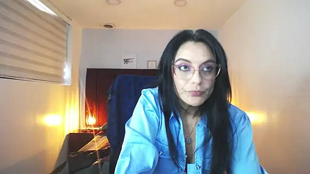 Zuzana21 online show from 12, 2, 2025