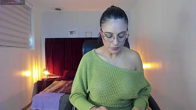 Zuzana21 online show from 13, 2, 2025