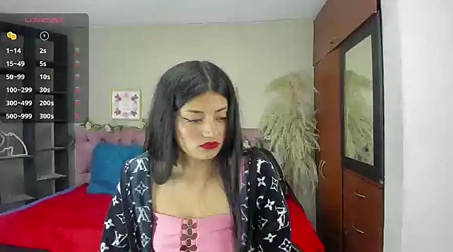 Lia Keen online show from 10, 3, 2025