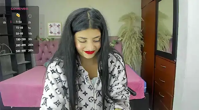 Lia Keen online show from 24, 2, 2025