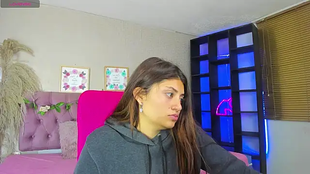 Lia Keen online show from 15, 10, 2025