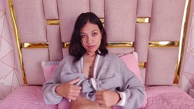 nina carther online show from 25, 3, 2026