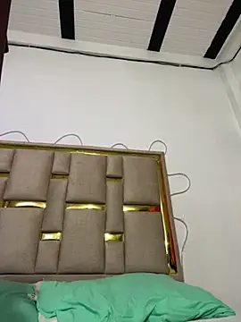 nina carther online show from 15, 10, 2025