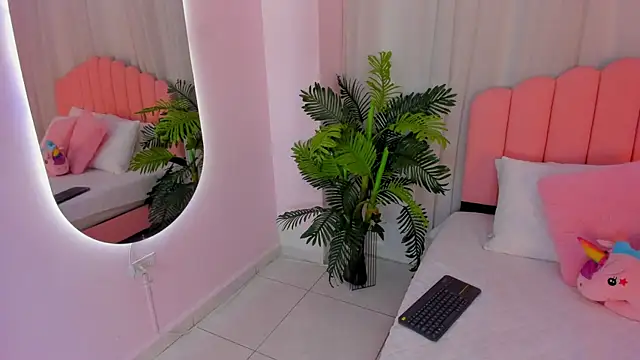 Jasmin evano29 online show from 9, 6, 2026