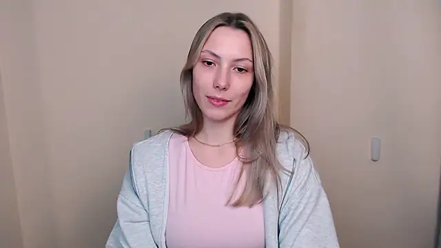 VanessaMay  online show from 15, 4, 2026