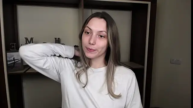 VanessaMay  online show from 1, 3, 2026