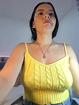 Anal Luucia online show from 4, 10, 2025