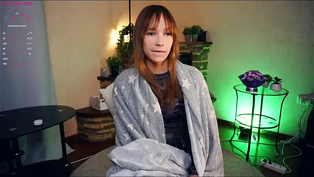 LynetBurby online show from 4, 1, 2025