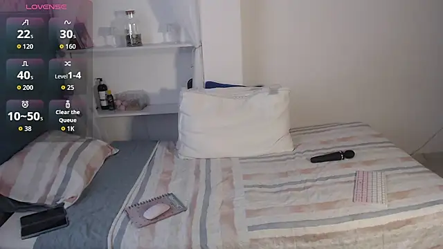 Mily Miley online show from 5, 12, 2025