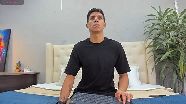 kieran derek online show from 9, 10, 2025