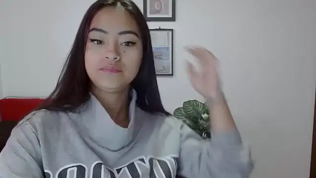 NatalyEscobar lx online show from 11, 4, 2026