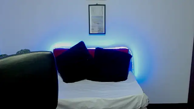 NatalyEscobar lx online show from 23, 2, 2026