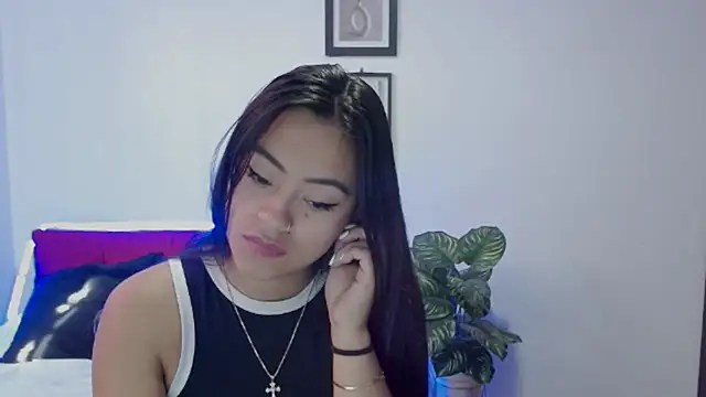 NatalyEscobar lx online show from 7, 4, 2026