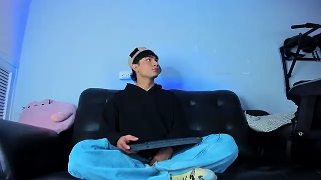 Boysweet boys online show from 10, 2, 2025