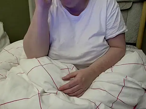 MarthaBriest online show from 21, 10, 2025