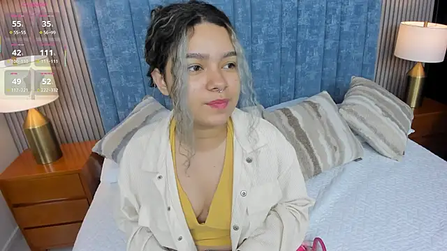 pretty sunlight  online show from 16, 4, 2026