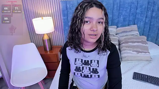 pretty sunlight  online show from 14, 3, 2026