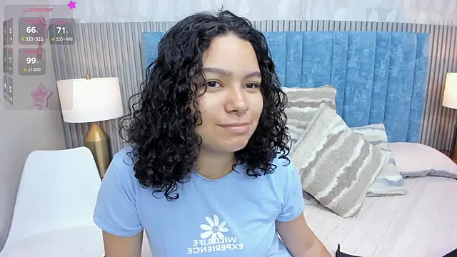 pretty sunlight  online show from 12, 10, 2025