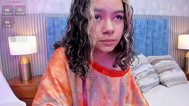 pretty sunlight  online show from 21, 3, 2026