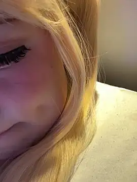 m0ondolly online show from 2, 4, 2026