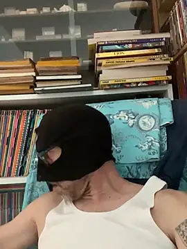 Snapshot of lucboyslam chatting on 22, 2, 2025 lucboyslam online show from 22, 2, 2025