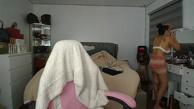 aya saki online show from 14, 10, 2025