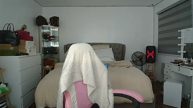 aya saki online show from 16, 10, 2025