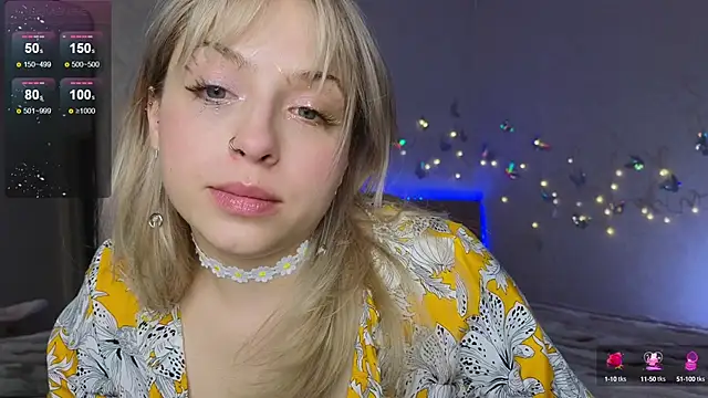 Snapshot of lavenderluxe chatting on 12, 2, 2025 lavenderluxe online show from 12, 2, 2025