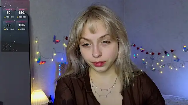 Snapshot of lavenderluxe chatting on 13, 3, 2025 lavenderluxe online show from 13, 3, 2025