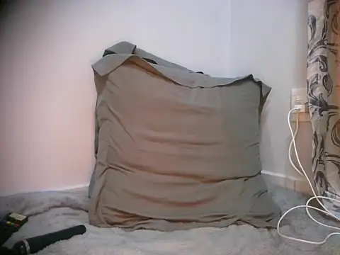 TheSweetBerry online show from 28, 2, 2026