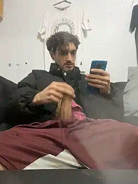 Snapshot of Tomito14 chatting on 26, 10, 2025 Tomito14 online show from 26, 10, 2025