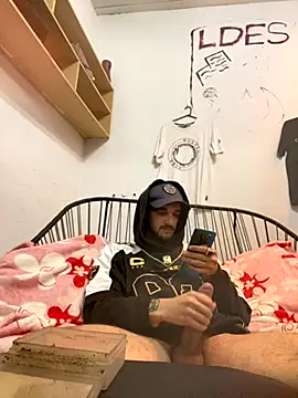 Snapshot of Tomito14 chatting on 22, 9, 2025 Tomito14 online show from 22, 9, 2025