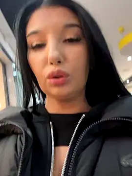 Tisha Busty online show from 14, 12, 2025